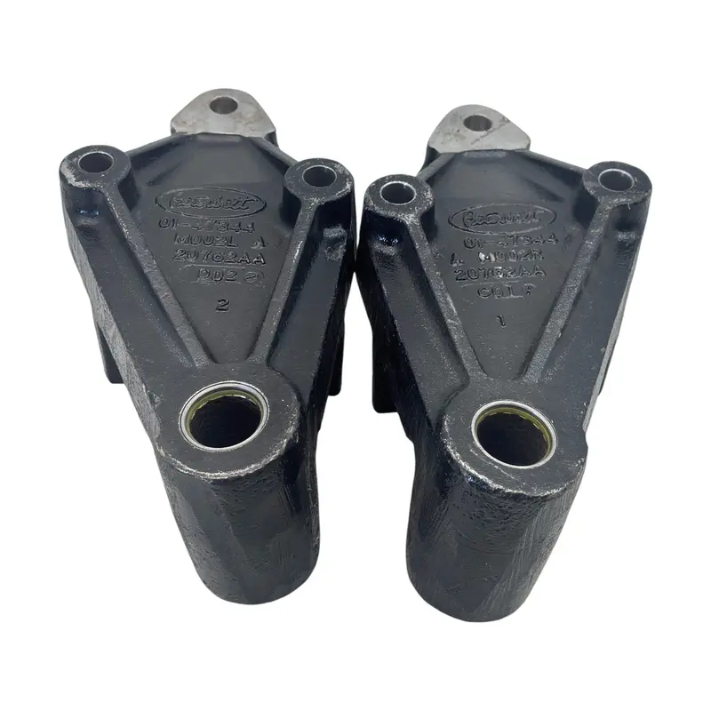 01-47344M002 Genuine Peterbilt Bracket Shackle Left And Right 1