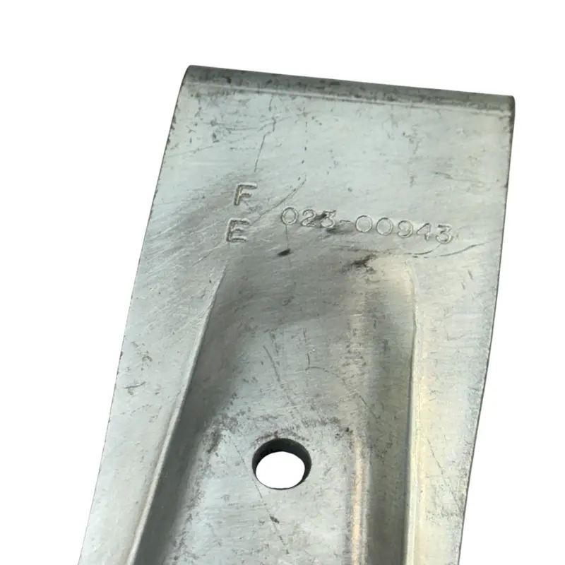 023-00943 Genuine Fleet Engineers Rear Door Hinge 2
