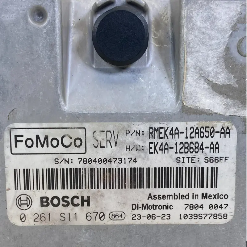0261S11670864 Genuine Bosch Engine Control Module 2