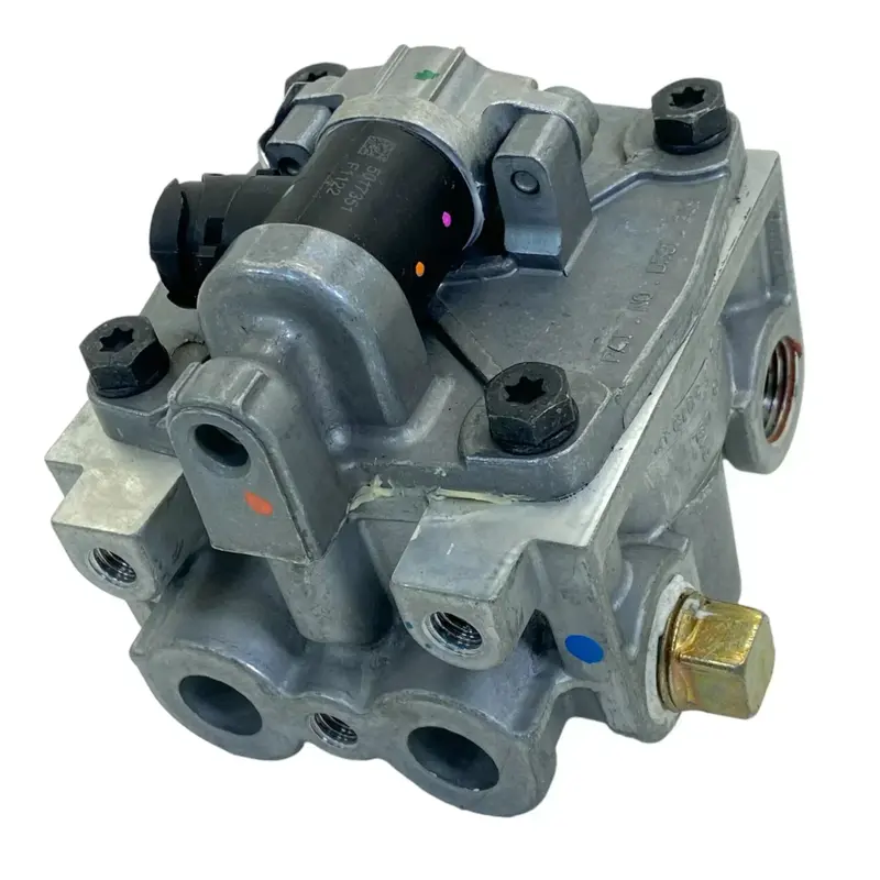 060-K078219 Genuine Bendix Brake Relay Valve 1