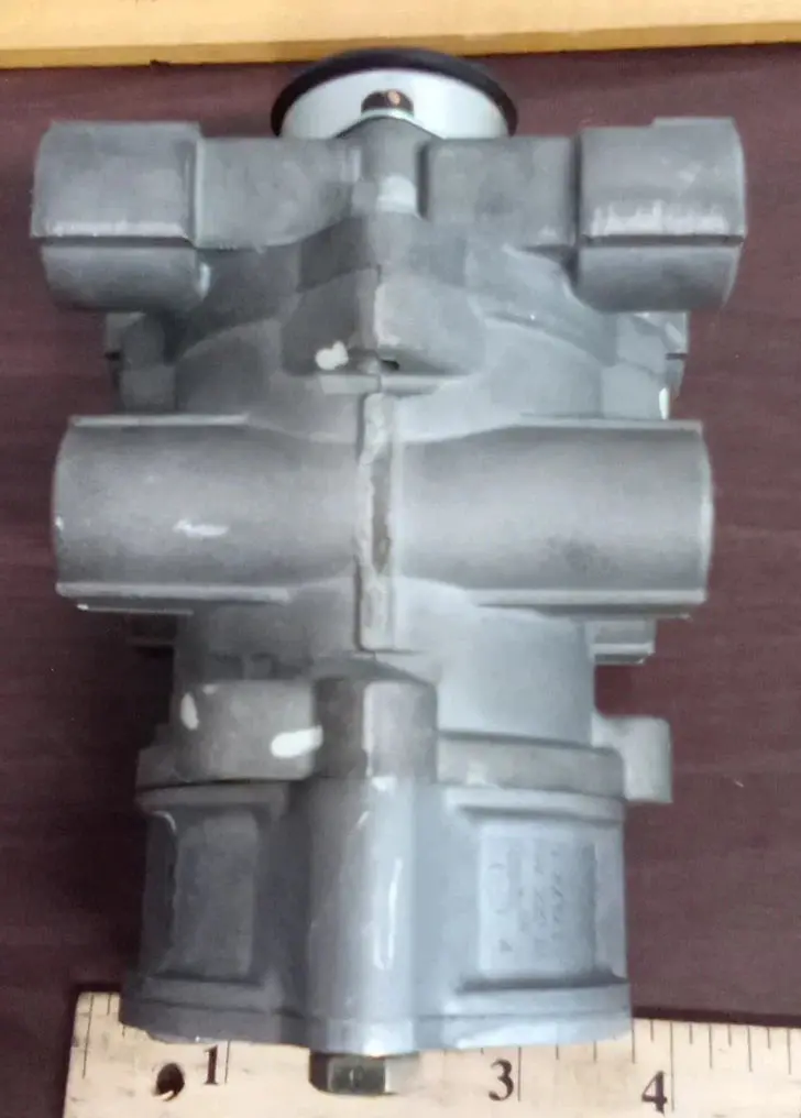 065315 Genuine Bendix Dual Circuit Foot Brake 2