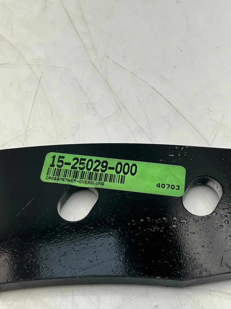 15-25029-000 Genuine Freightliner Underslung Cross Member 2