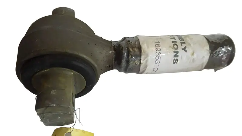1693531C1 Genuine International Tube Torque Rod Straddle 1