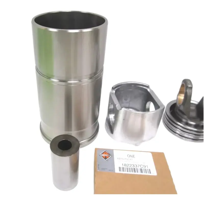 1824757C97 Genuine International Piston Sleeve And Ring Kit 1