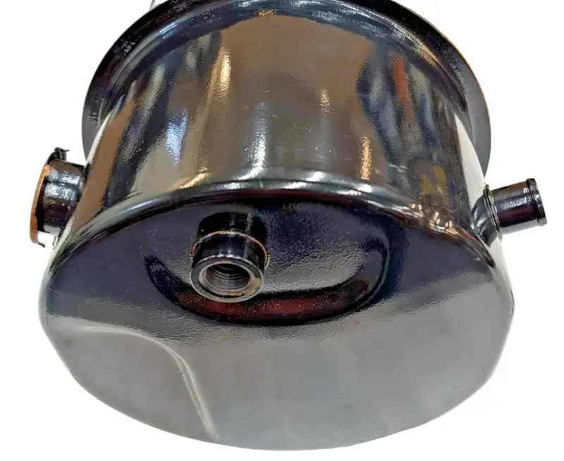 2004130C1 Genuine International Engine Coolant Reservoir 2