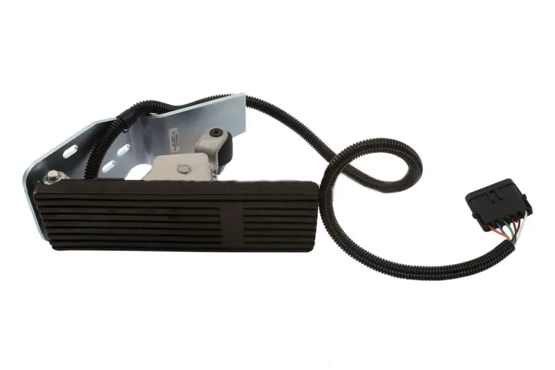 2016250C92 Genuine International Acelerador Electronic Pedal 1