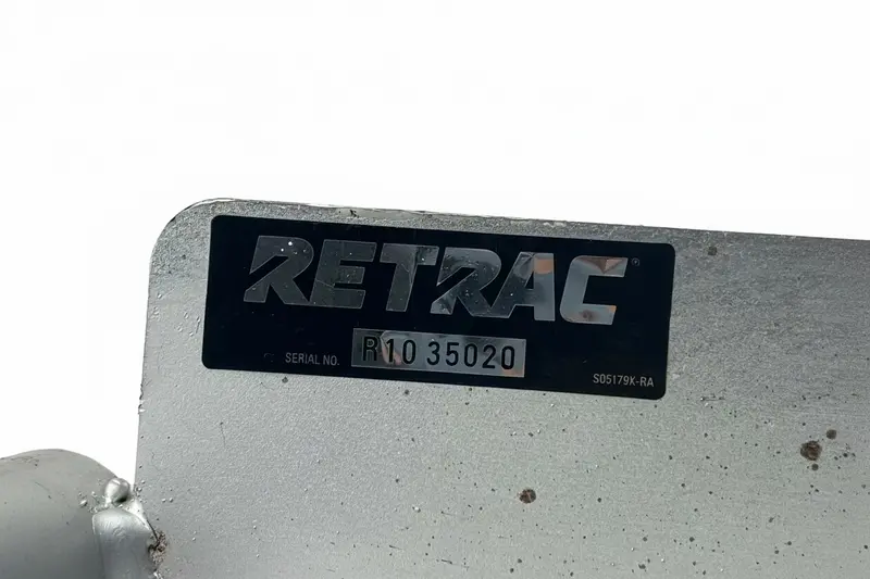 206720 Retrac Left Side Grille Guard Mounting Bracket 1