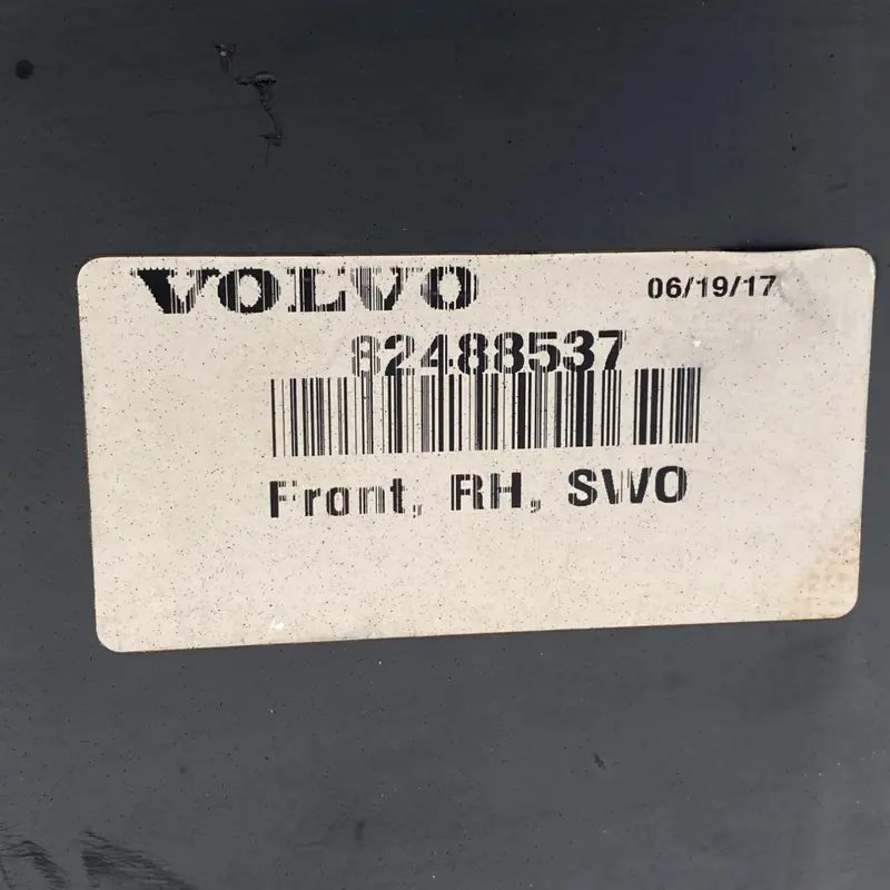 20849846 Genuine Volvo Front Right Chassis Fairing 2