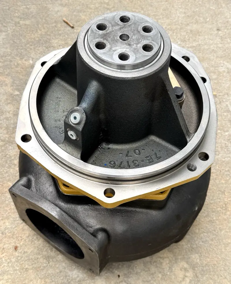 20R-4589 Genuine Cat Water Pump 1