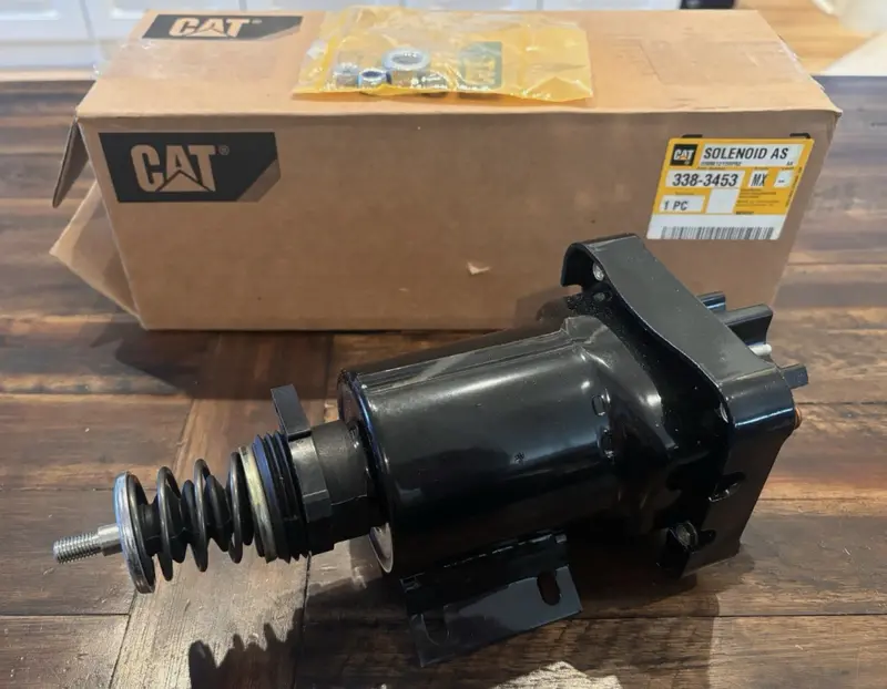 20R5462 Cat 24 Volt Electric Starting Motor Solenoid 2