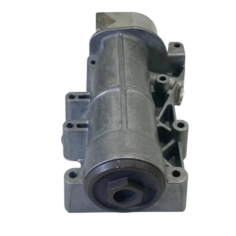 21426924 Genuine Volvo Engine Oil Filter Housing 2