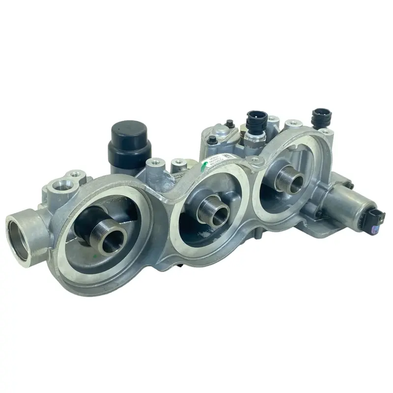 21921073 Genuine Mack Oil Filter Housing For Mack / Volvo 1
