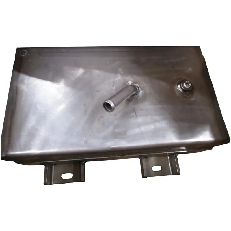 2271395 Caterpillar Coolant Tank 1