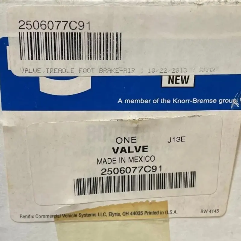 2506077C91 Genuine International Foot Brake Valve 2