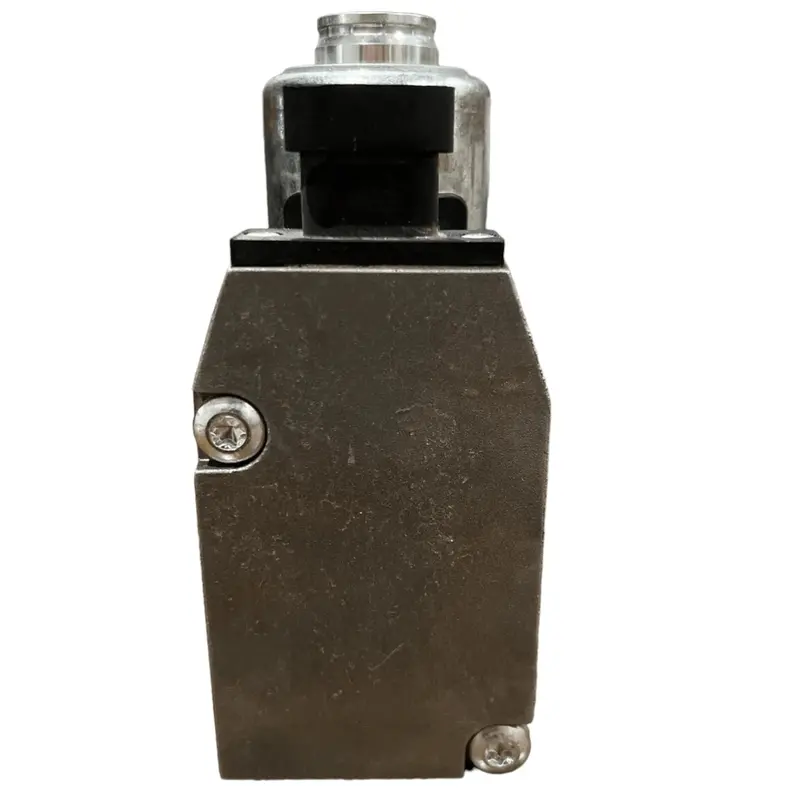 25101072 Genuine Mack Air Control Turbocharger Valve 2