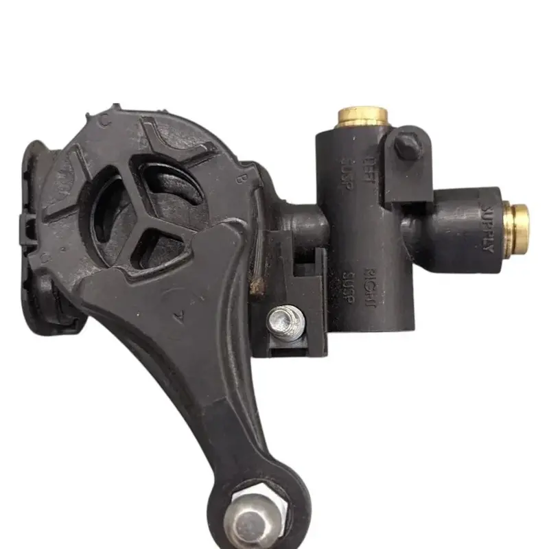 2516633C1 Genuine International Height Control Valve 2