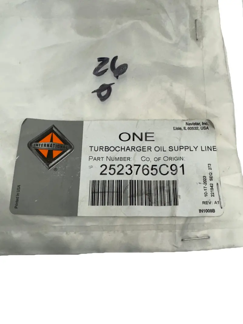 2523765C91 Genuine International Turbocharger Oil Supply Line Assembly 2