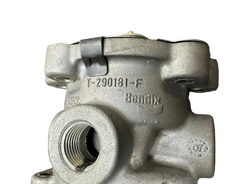 288246 Genuine Bendix Dual Circuit Foot Brake Air Valve E-6 2