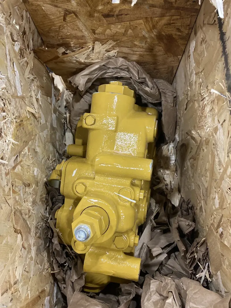 301-4599 Cat Steering Valve 1