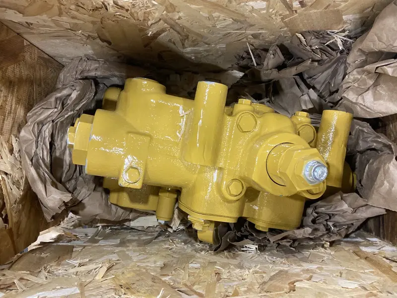 301-4599 Cat Steering Valve 2
