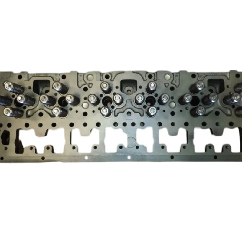3056095 Genuine Cummins Engine Cylinder Head 1
