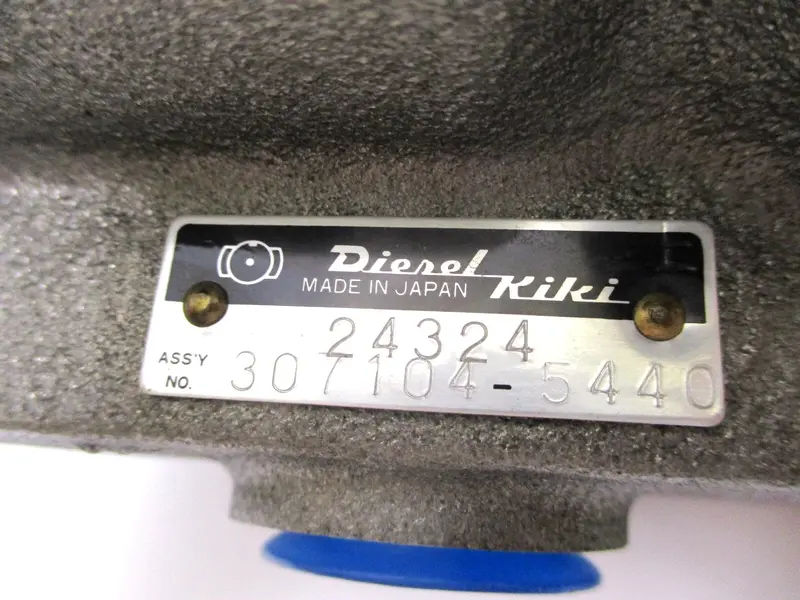 35420-82350 Kubota Hydraulic Control Valve 2