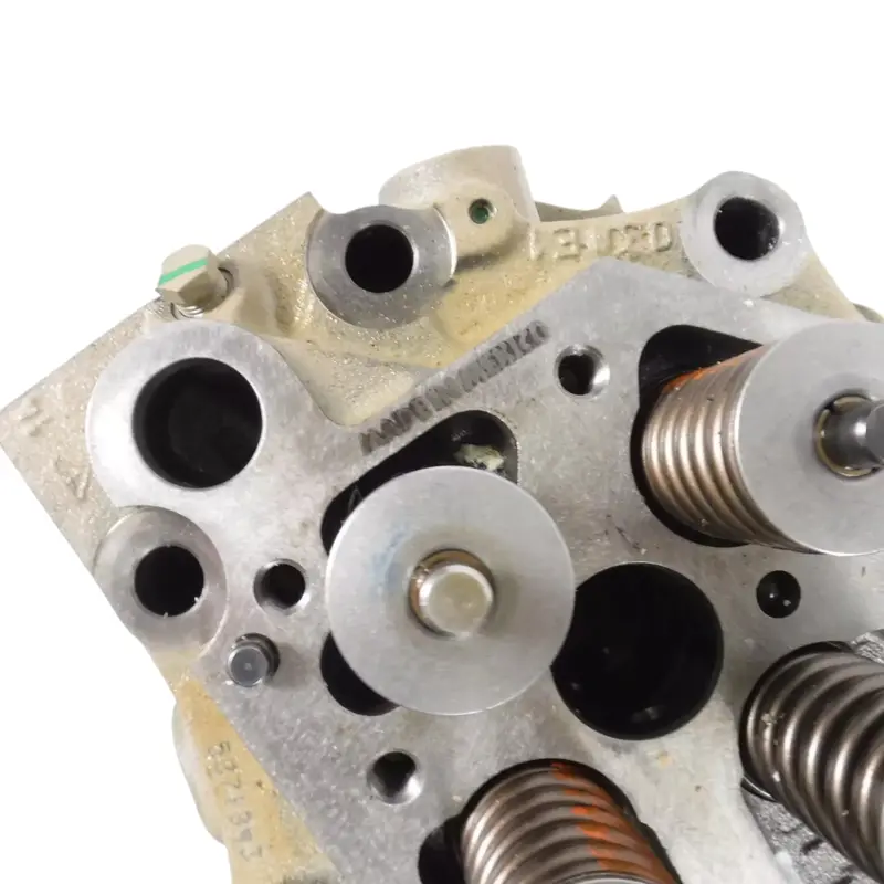 3650877 Cummins Cylinder Head 2