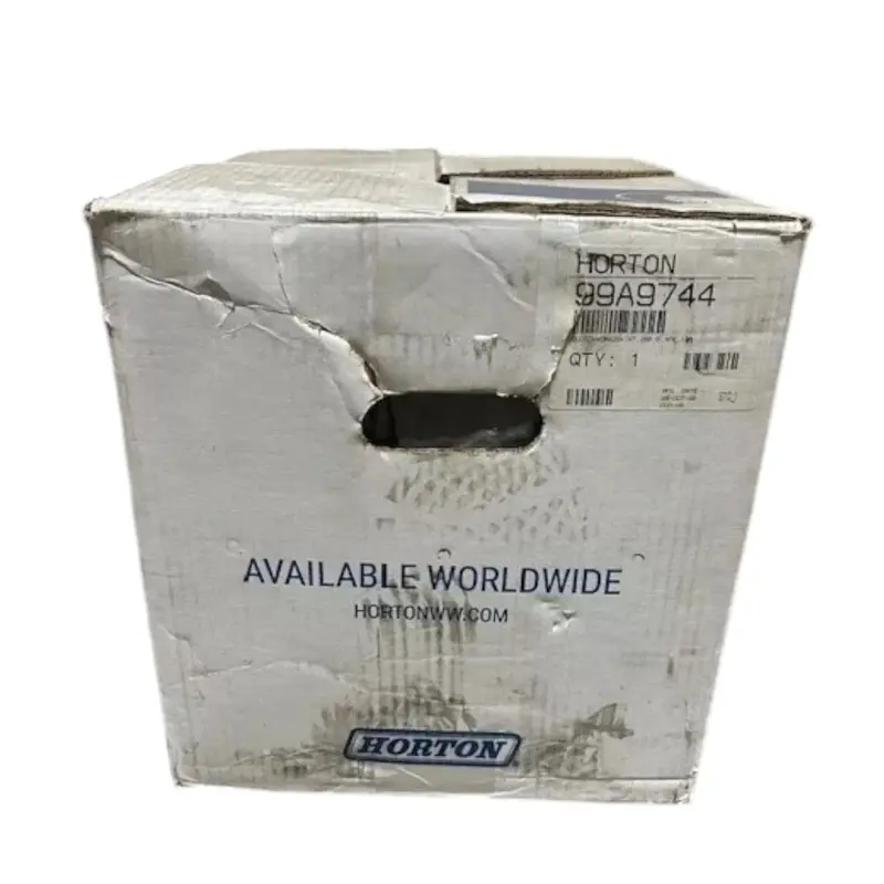 3705248C91 Genuine International Fan Drive 2