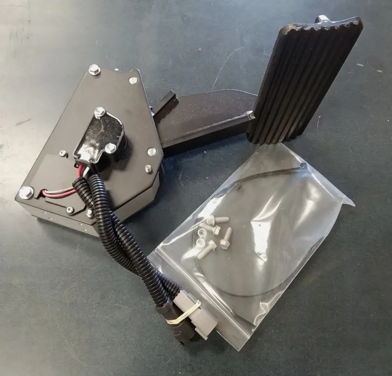 376-1407 Cat Pedal Gp 1