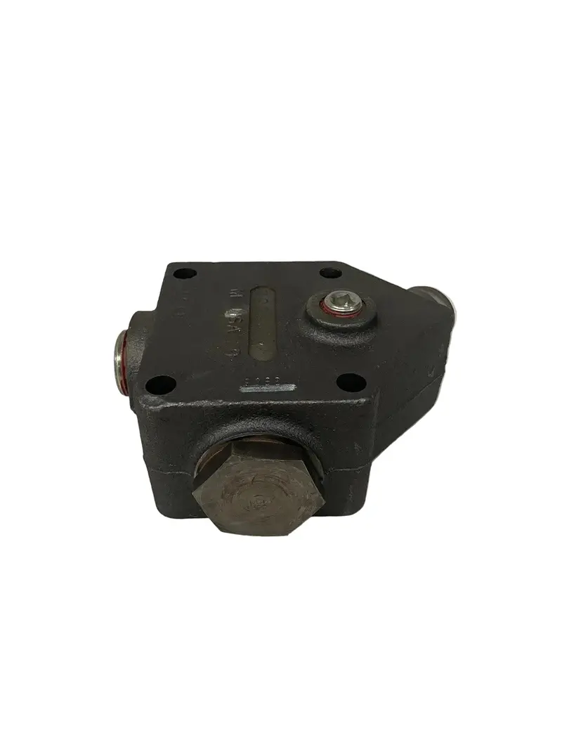 3821852 Genuine Cummins Housing, Eng 2