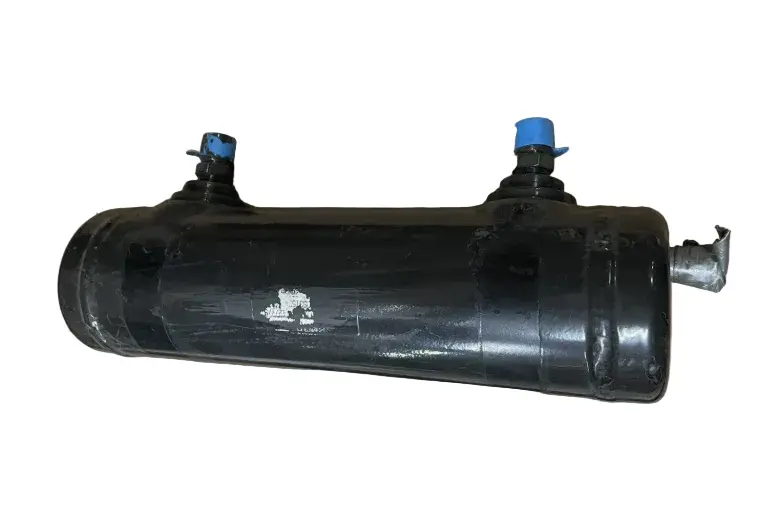 3931534 Genuine Cummins Oil Cooler 1