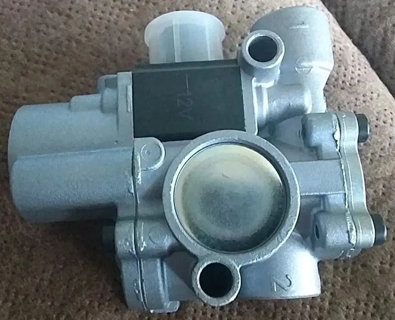 400 611 022 0 Genuine Wabco Modulator Valve Kit 2