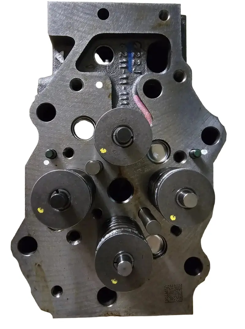4068673Rx Genuine Cummins Cylinder Head 2
