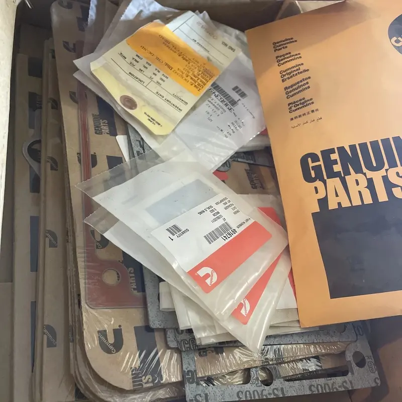 4352589 Genuine Cummins Head Quadrant Gasket Kit 1
