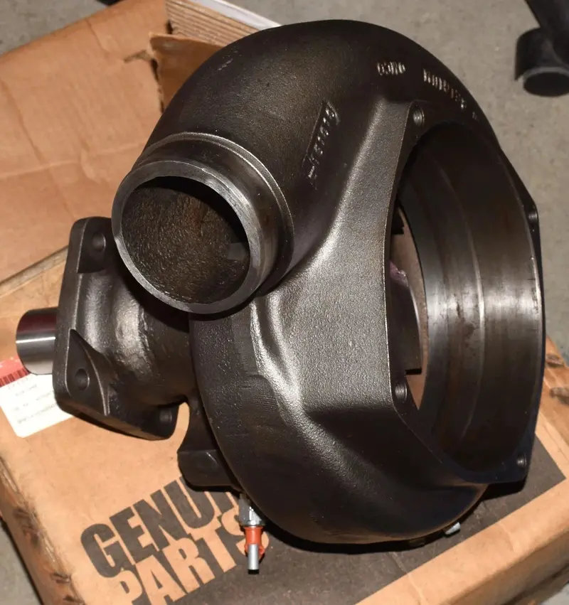 4376118Rx Genuine Cummins Water Pump 1