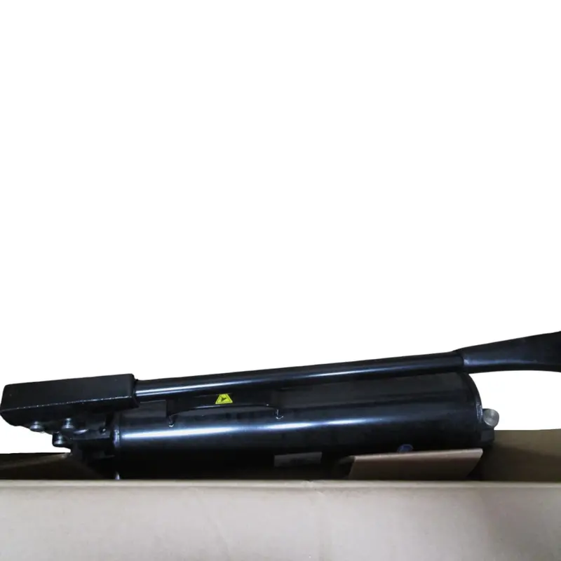 4395245 Cat 689 Bar Manual Hydraulic Pump 1
