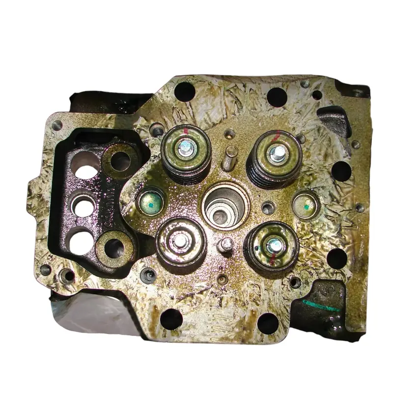 4952063 Caterpillar Engine Cylinder Head 1