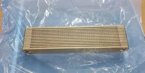 4955831 Genuine Cummins Engine Oil Cooler Kit 1