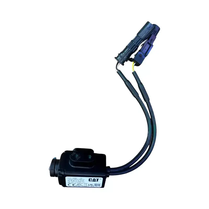 5126385 Cat 12 Volt Front Cabin Camera 1