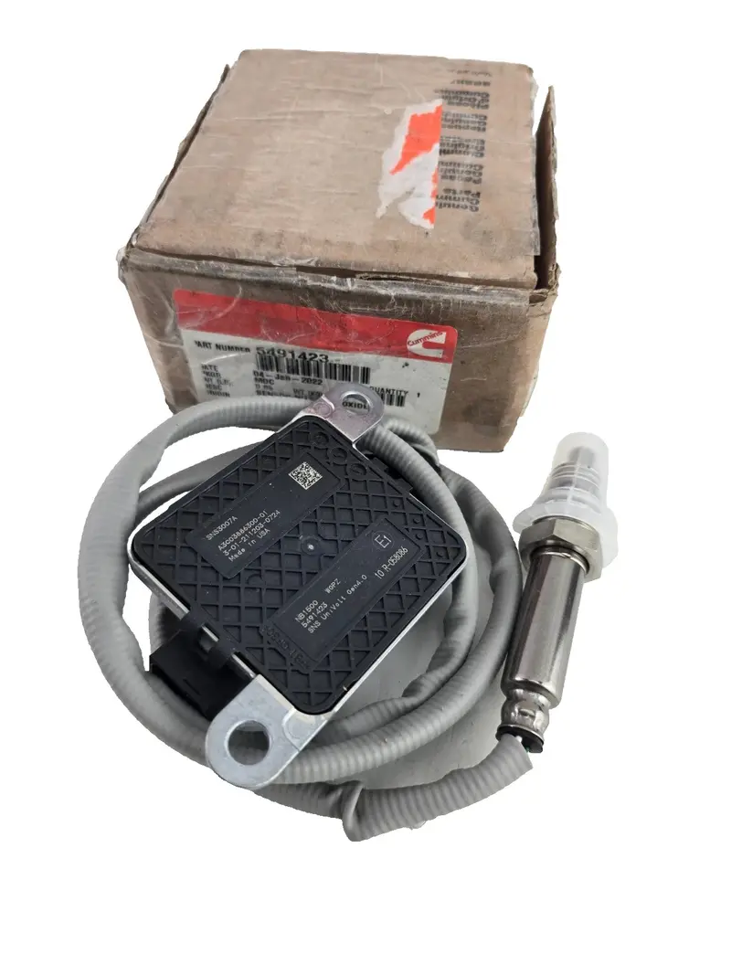 5491423Rx Genuine Cummins Nitrogen Oxide Sensor 1
