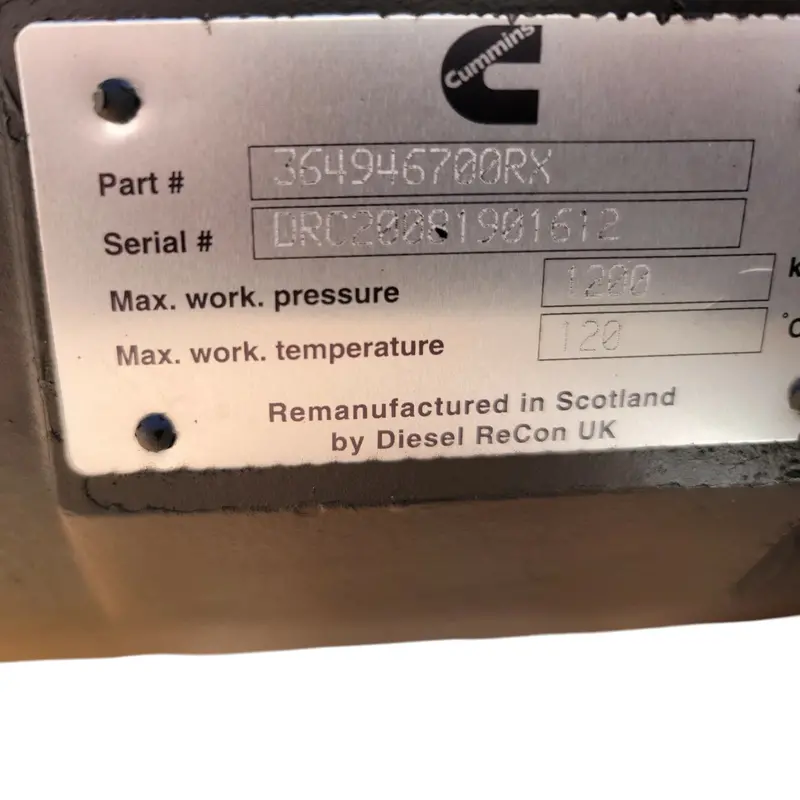 5540795 Genuine Cummins Lubricating Oil Filter Head 2