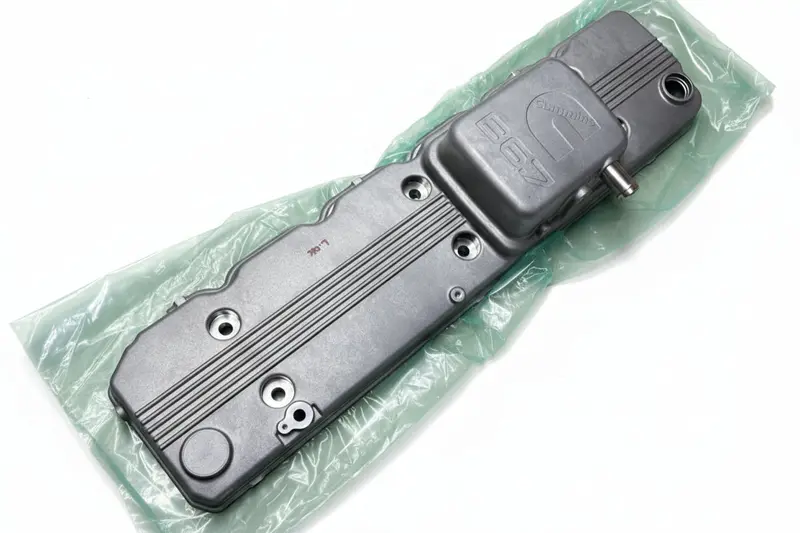 5569086 Genuine Cummins Valve Cover 1