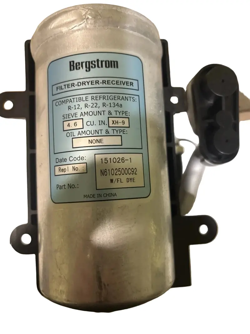 6102500C92 Genuine International Receiver Drier 1