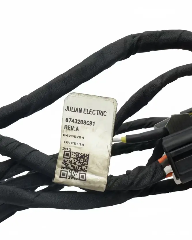 6743208C91 Genuine International Tail Light Harness Led Stop 2