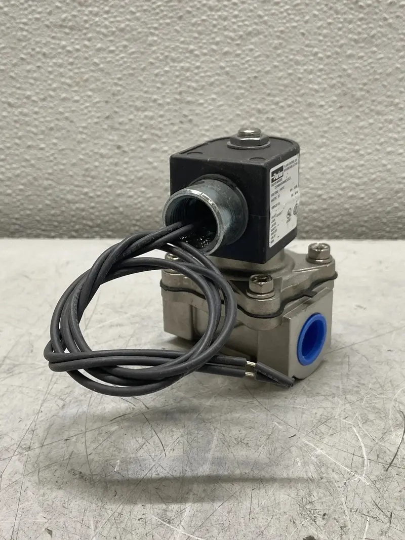 72218Rn4uv00n0c322c2 Parker Skinner Solenoid Valve 1