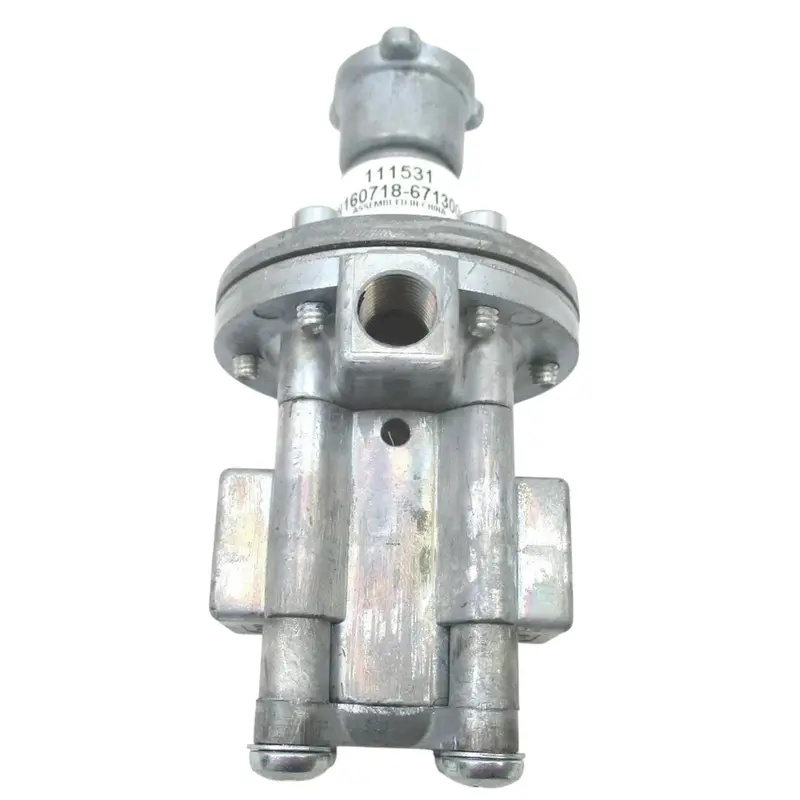 776474C91 Genuine International Air Relay Valve 1