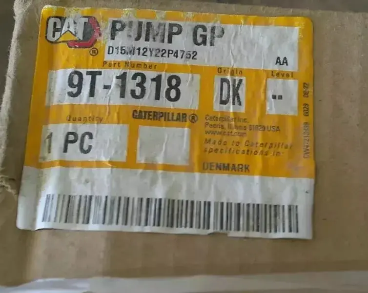 9T1318 Genuine Cat Displacement Gear Pump 1
