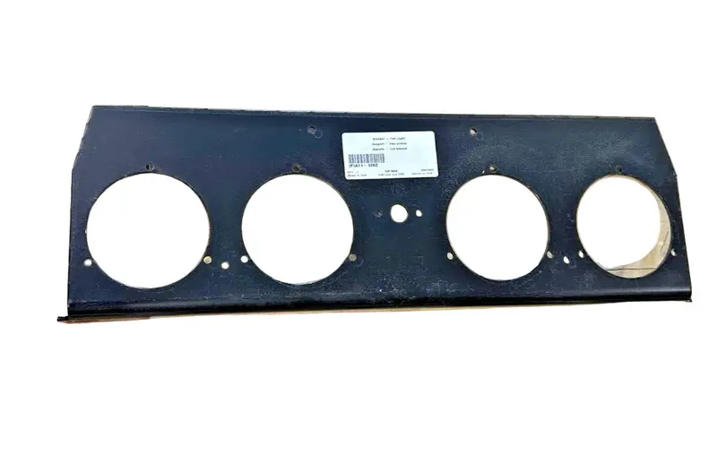 A11-1262 Genuine Peterbilt Stop Turn Tail Light 1