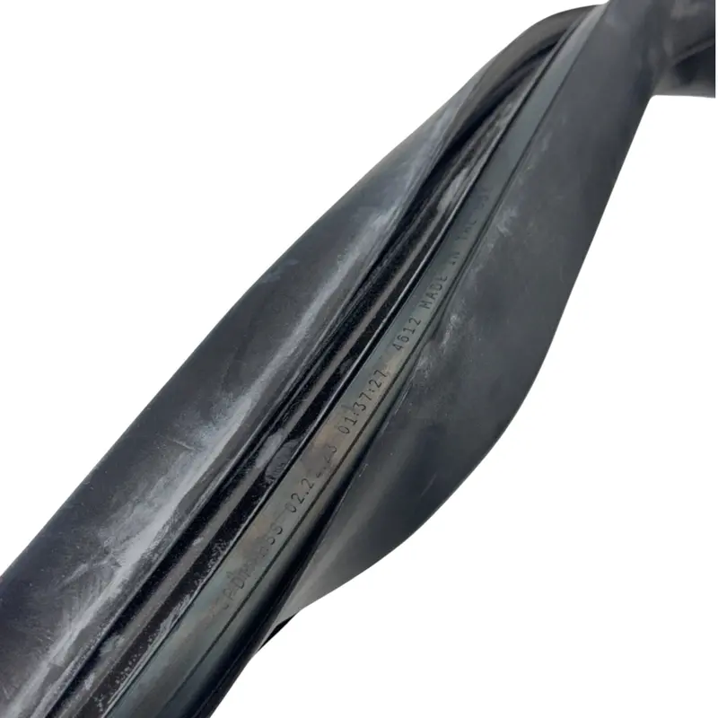 A18 48220 001 Genuine Freightliner Right Side Door Window Seal 2