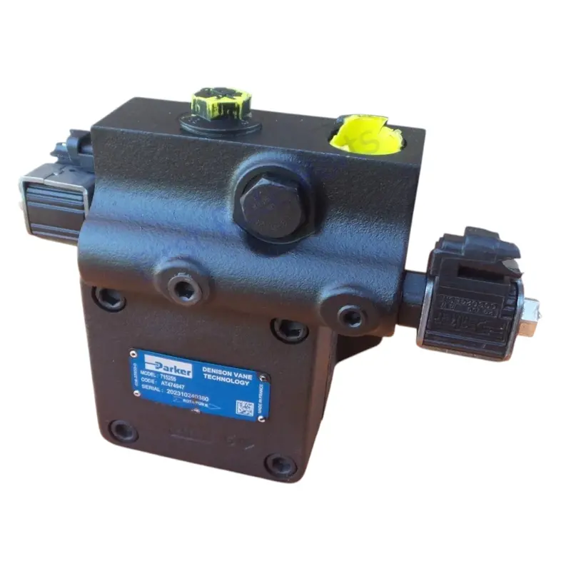 At474947 John Deere Hydraulic Motor 2